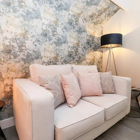 アパート Fenty's